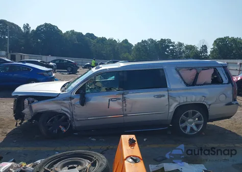 2020 Cadillac Escalade 2Wd Luxury from USA, damaged, VIN 1GYS3HKJ9LR188161